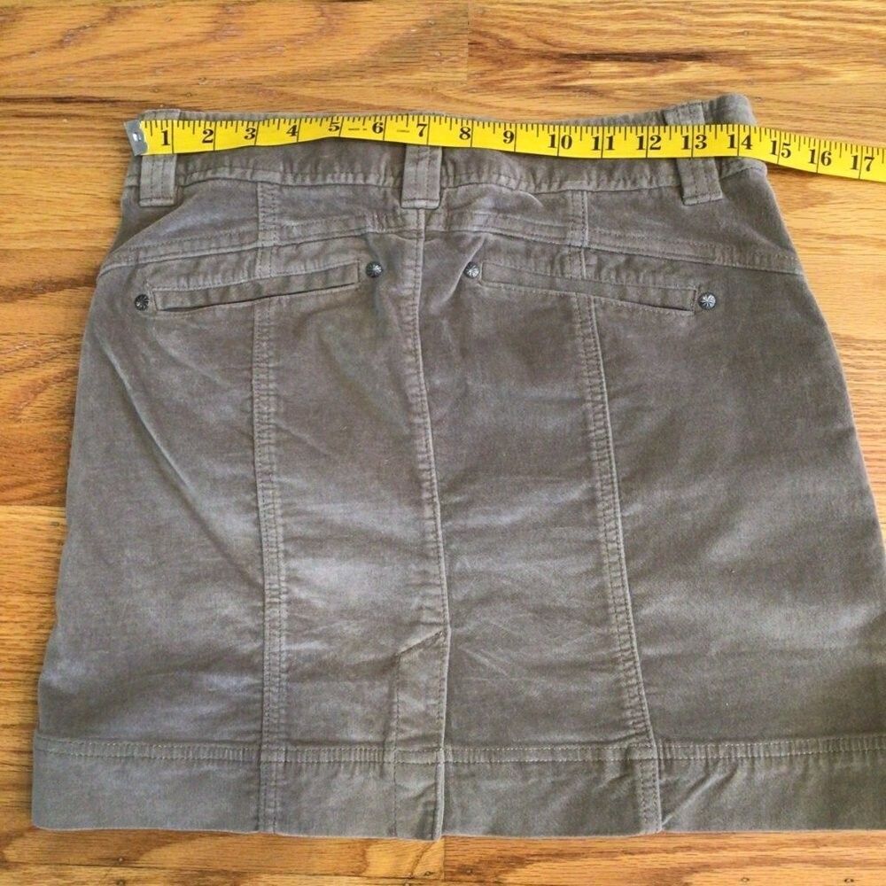 Athleta Women's Roseville Washed Velvet Classic Taupe Short Skirt Size 0 - Picture 4 of 4